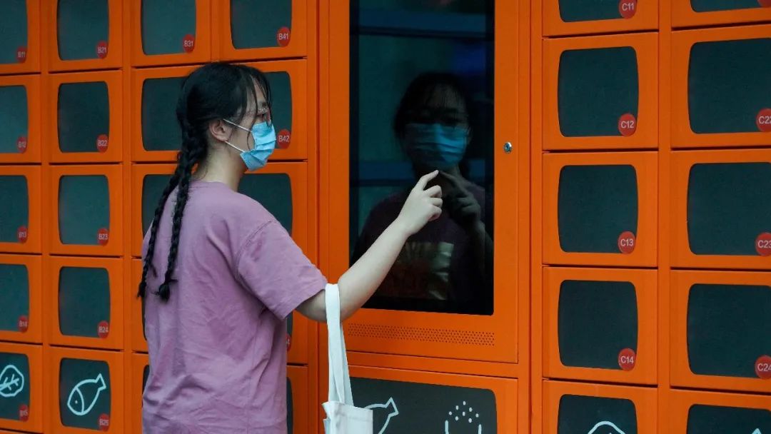 諄勤工業(yè)平板電腦攜手外賣取餐柜,邁進外賣新時代 諄勤工業(yè)平板電腦攜手外賣取餐柜,邁進外賣新時代